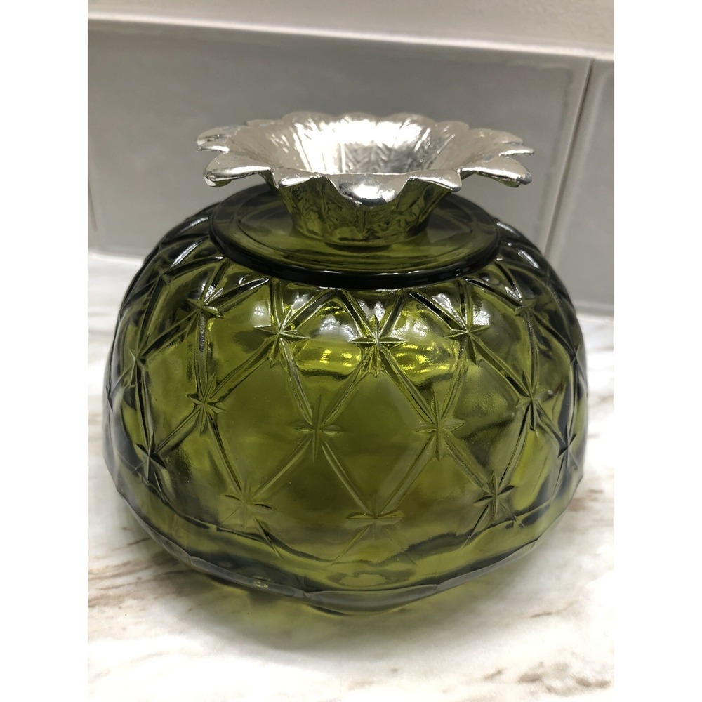 Vintage 1960s Indiana Glass Bowl Quilted Duette Pattern Bowl Metal Pedestal. - Picture 3 of 9